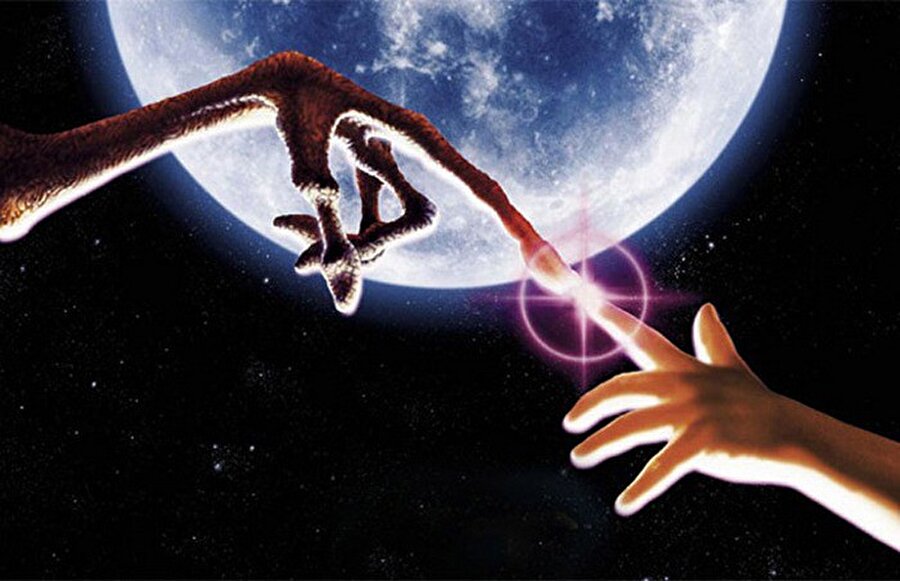 Lincos: Uzaylılarla konuşmak için ideal dil
Bilim insanları tarafından uzaylılar ile konuşmak için uydurulmuş dil. Onlarca yıldır Lincos kullanılarak uzaylılarla gerçek bir iletişim henüz gerçekleştirilemedi.