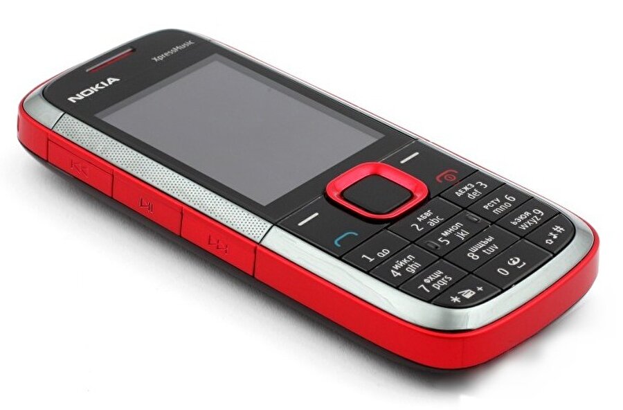Nokia 5130

                                    
                                    Nokia 5130 2007 yılında çıktı ve 65 milyon sattı. 
Bir zamanlar müzik denince akıllara bu telefondan gelirdi.
                                
                                