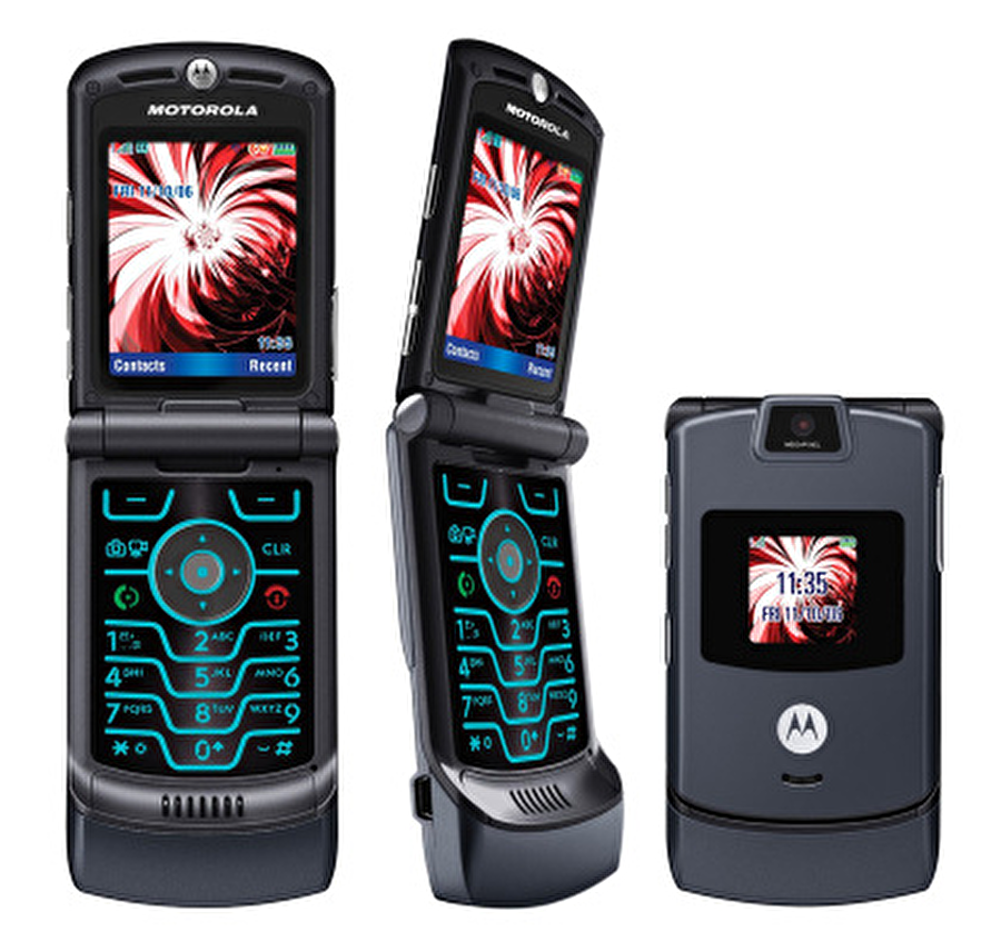 Motorola RAZR V3

                                    
                                    
                                    Motorola'nın RAZR V3 modeli 2004 yılında piyasaya çıktı. 130 milyonun üzerinde bir satış yakaladı.

	
	
		
			
				
					
				
			
		
	

                                
                                
                                
