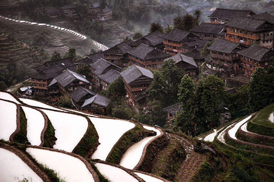 Mountain Village / Çin  

