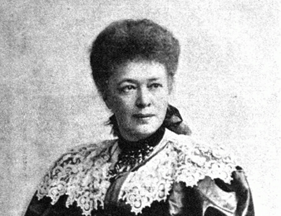 Bertha Von Suttner

                                    
                                    
                                    
                                    
                                    
                                    İlk Kadın Barış Öncüsü ve İlk Barış Nobel Ödülü kazanan kadın.
                                
                                
                                
                                
                                
                                