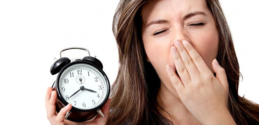 %96’lık kısım 6-8 saat uyuyor
İnsanların yüzde 96'sının 6-8 saat uyuduğunu bildiren uzmanlar, yüzde 4'lük gruba ise 3-4 saat uykunun yeterli geldiğini söylüyor. 