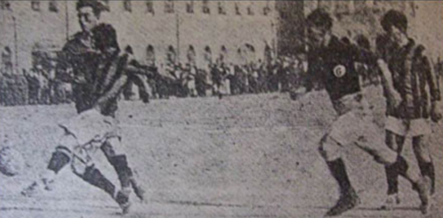 Soru: 23 Ocak 1925 tarihinde Taksim Stadyumu’nda oynanan Vatan Kupası maçında çöken tribün sebebiyle bilerek penaltı kaçıran oyuncu kimdir?

                                    
                                    
                                    Cevap: Cafer Çağatay
                                
                                
                                