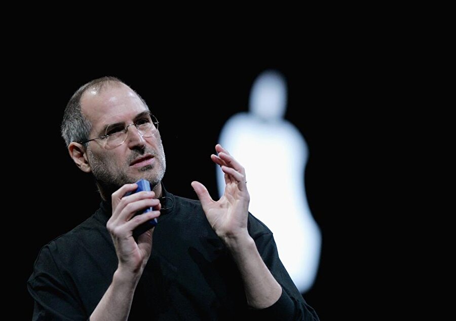 Steve Jobs

                                    2 Ekim 2011'de Tottenham'a attığı golden 3 gün sonra yaşamını yitirdi.
                                