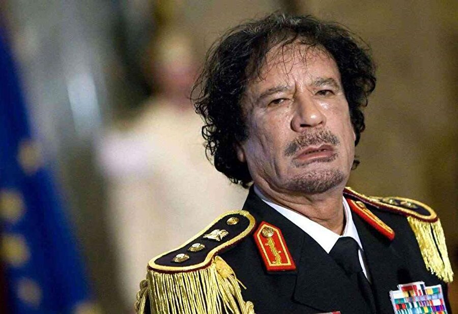 Muammer Kaddafi

                                    20 Ekim 2011'de Marsilya'ya attığı golden 1 gün sonra öldürüldü.
                                