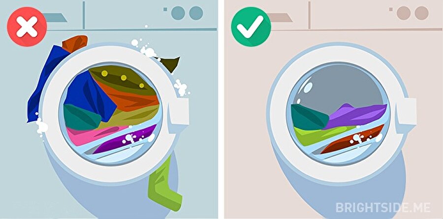 
                                    12. Tek seferde çok fazla çamaşır yıkama fikrini aklınızdan çıkarın. Kapasiteden fazla çamaşırları zorla tıkıştırırsanız, makinenin ömrünü kısaltırsınız. 

 13. Kaz tüyü montlarınızı yıkarken çamaşır makinesine mutlaka üç tane tenis topu koyun. Böylelikle kaz tüylerinin yapışmasını engellersiniz.

                                