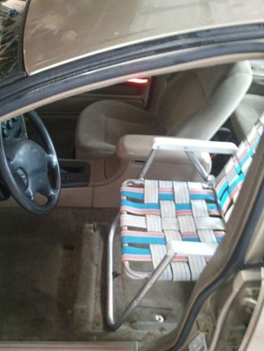 Ve bu da bir koltuk!
