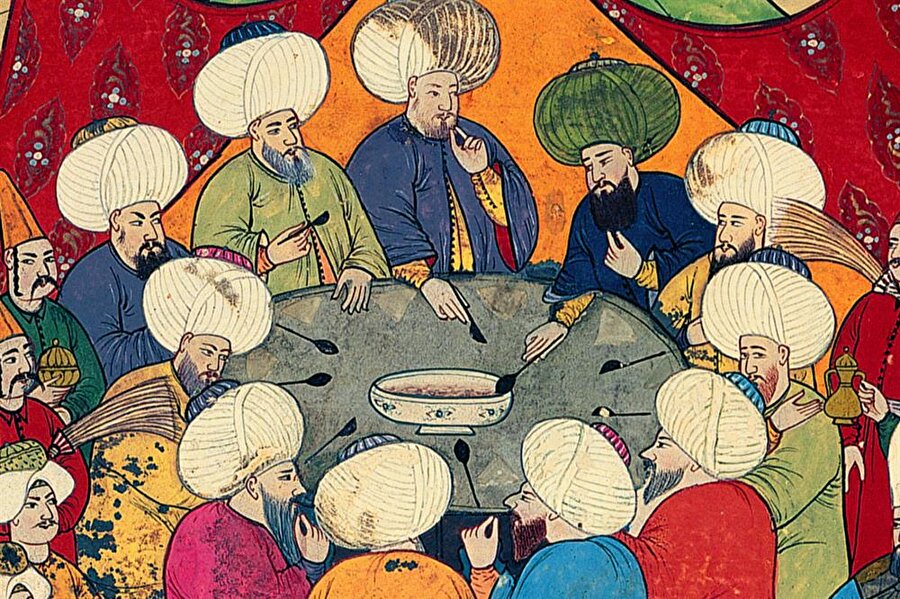 Osmanlı mutfağında 15.yy dan beri turşuların önemli bir yeri vardır. Turşu Osmanlı yemek alışkanlıklarında da  büyük miktarlarda tüketilirdi. Sarayın turşuları, çoğunlukla helvahane de yapılır bazen de hazır satın alınırdı.

                                    
                                    
                                    
                                    
                                    
                                    
                                    
                                
                                
                                
                                
                                
                                
                                
