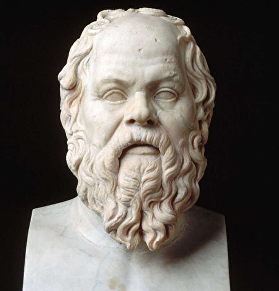 Socrates

                                    Felsefe, neleri bilmediğini bilmektir.
                                