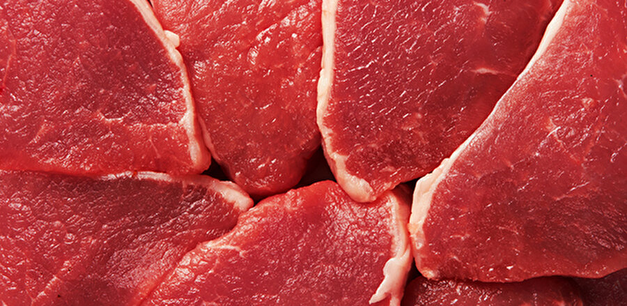 İçinde küçük yağ hücreleri oluşmuş, kümelenmiş etler, genelde organik ortamda doğal beslenen hayvanların etinden de elde edilir. Bu aslında tavsiye edilen et biçimidir ve diğerlerine nazaran daha fazla Omega-3 içerir.

                                    
                                