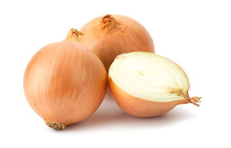 Soğanları en az yarım saat buzlukta bekletin
