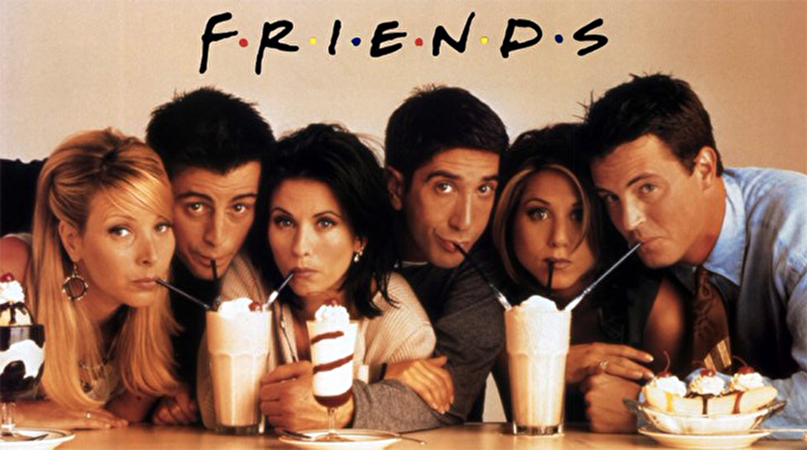 Friends 

                                    Tam 10 sezon yayında kalarak büyük bir başarıya imza atmış, devamında yayınlanan birçok dizinin taklidi olduğu düşünülmüştü. 2'si kardeş 6 arkadaşın hikayesinin anlatıldığı dizide oyuncular birbirleriyle diziye de etki eden sayısız güzel anılar paylaşmıştı.
                                
