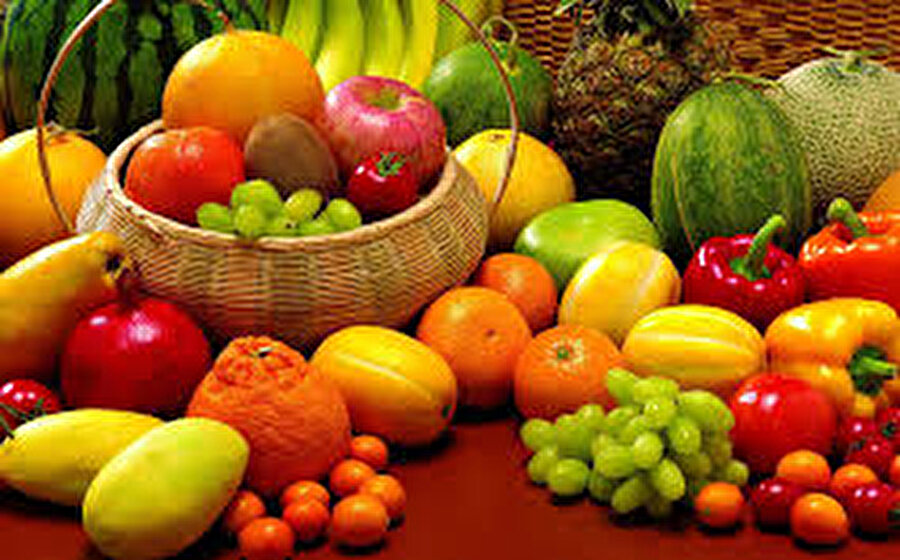 Meyve konusunda dikkatli olun

                                    Sağlık deposu sanılan meyveler, aynı zamanda şeker deposu. Fazla miktarda şeker içerdiğinden vücuda zarar veren meyve tüketimine mutlaka özen gösterin. Ölçülü ve seçici davranın.
                                