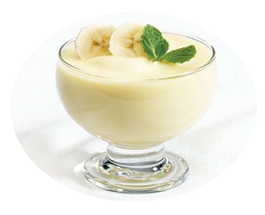 Beni anlamadın ya ben ona yanıyorum; Puding!

                                    
                                    
                                    
                                    
                                    
                                    
                                    
                                    Ocakta pişerken başlar evde bir şenlik havası. Annemize yardım ettiğimiz nadide tatlı. 
Tabureye çıkarsın; kepçesini önce hızlı hızlı sonra ağırlaştığından yavaş yavaş gücün yettiğince karıştırmaya çalışırsın. İçinde patlayan baloncukları görünce piştiğini anlarsın.

Biz çocukken rengarenk satılan süslemeler 
ama en çok da hindistan cevizi bu tatlıdan nasibini alırdı. 

Ayrıca daha güçlü olduklarından bu sefer tencerenin dibini yeme hakkına sahip olanlar erkeklerdi. :)
                                
                                
                                
                                
                                
                                
                                
                                