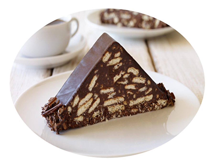 Yaparım bilirsin; Mozaik Pasta

                                    
                                    
                                    
                                    
                                    
                                    
                                    
                                    Olması için en çok sabretmemiz gereken ve ödül olarak istediğimiz kadar yenilmesine izin verilen buzdolabının en derin yerinde gizlenen çocukluk yıllarımızın pastası. 
Ev dışında imalatı olan hiç bir yerde aynı lezzeti almadığımız, annelerimizi şampiyon ilan ettiğimiz çikolata şöleni ve ilk göz ağrımız.
                                
                                
                                
                                
                                
                                
                                
                                