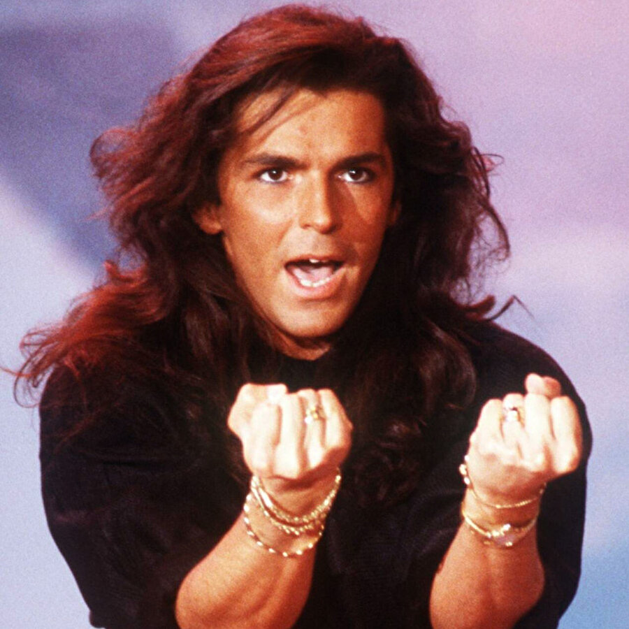 Macera Anders ile devam ediyor
12 albüm ve 120 milyonu aşan satış rakamlarının ardından sona eren Modern Talking efsanesi, Anders tarafından 10 solo albüm ve dünya çapında süren konserler ile devam ediyor.