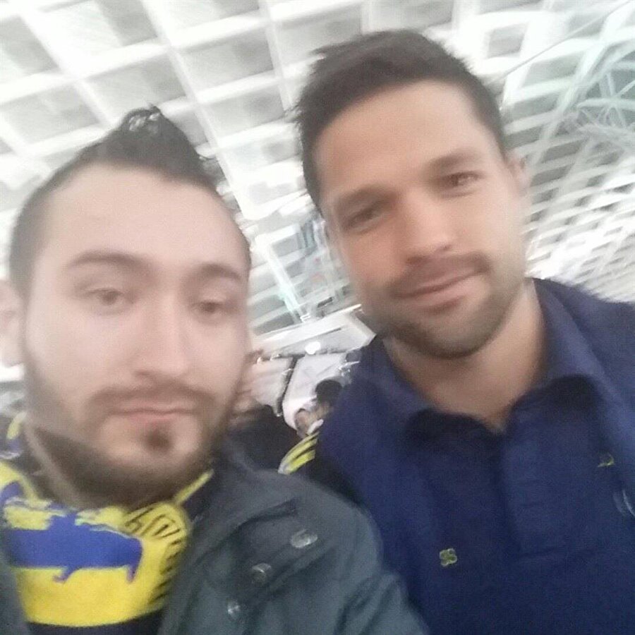 Diego Ribas

                                    
                                    
                                    
                                
                                
                                