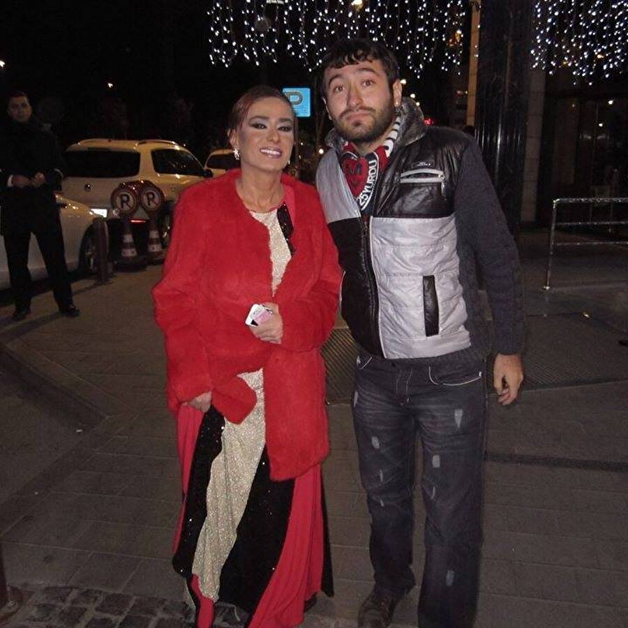 Yıldız Tilbe

                                    
                                    
                                    
                                
                                
                                