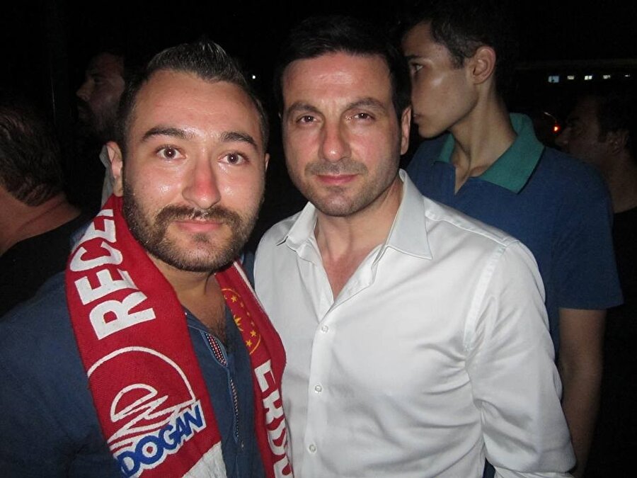 Davut Güloğlu

                                    
                                    
                                    
                                
                                
                                