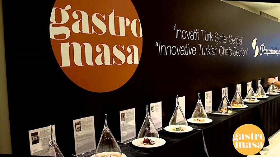 Türkiye bir Gastronomi durağı olarak gelişiyor.

                                    
Yerli ve yabancı şef ve yatırımcıları ortak bir platformda bir araya getirmek, Türkiye'de gastronominin gelişimini sağlamak, Türk mutfak kültürünü dünyaya tanıtmak, yabancı gastronomileri Türk gastronomisiyle buluşturarak bir sinerji yaratmak ve Türkiye'nin önemli turizm ve gastronomi destinasyonları arasında yer almasında büyük katkıları olan bir etkinlik olarak değerlendiriliyor.

                                