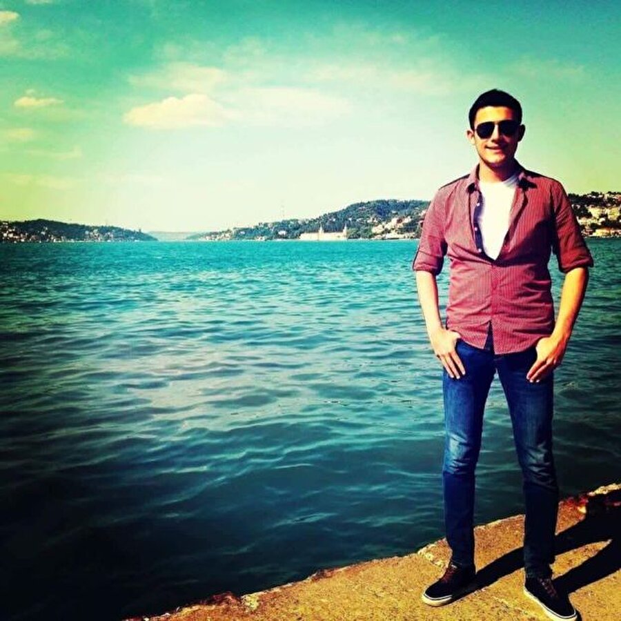 Yaralı kurtuldu, hastanede pes etti 
2 yıllık polis memuru 23 yaşındaki Okan Doğan, saldırıdan sonra kaldırıldığı hastanede hayatını kaybetti. Doğan'ın Malatya'da yaşayan ailesi cenaze için İstanbul' geldi. 