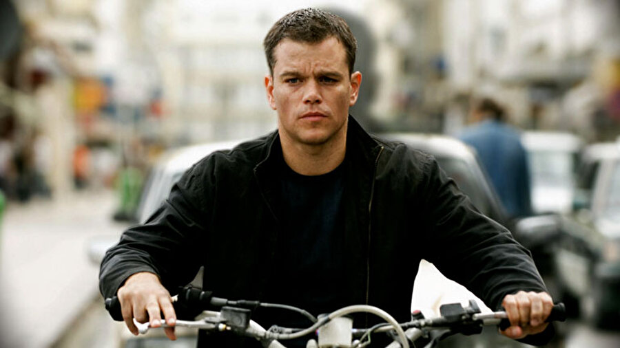 Matt Damon

                                    Kazandığı her 1 dolara 17,70 dolar kazandırdı.
                                