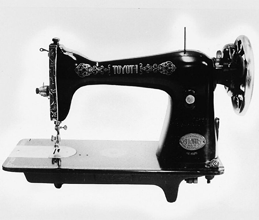 Toyota'nın ilk ürettiği ürün bir araba değil bir dikiş makinesi

                                    
                                