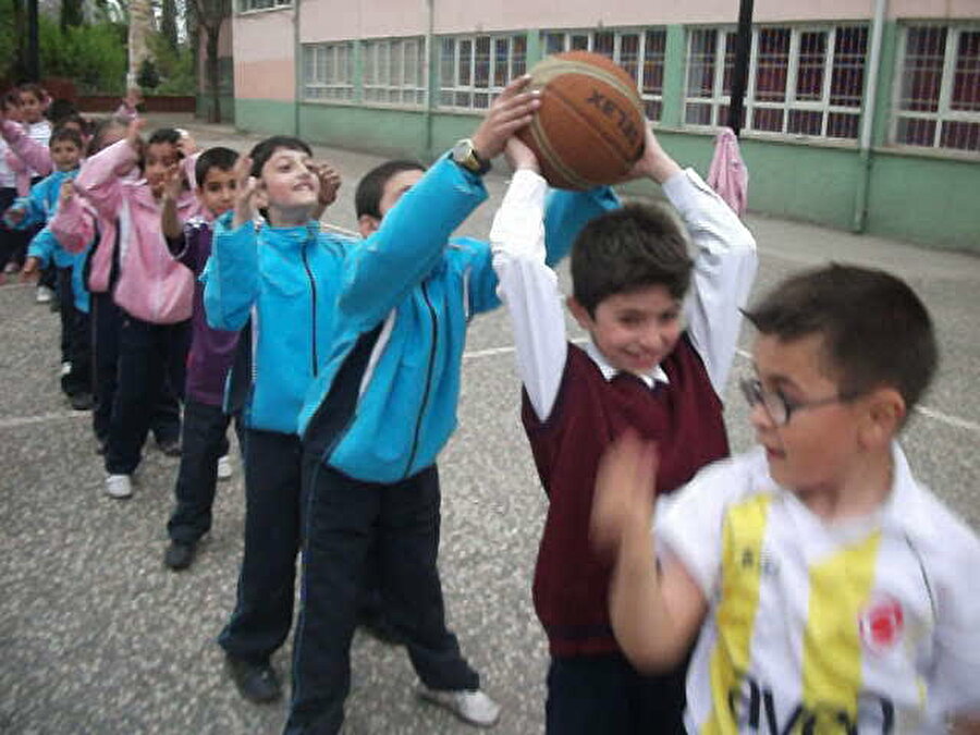 Dersin serbest geçmesinin haricinde en güzel tarafı notunuzun her daim 5 geliyor olmasıydı. Yoğun geçen haftanın kafa dinleme arasıydı adeta.
