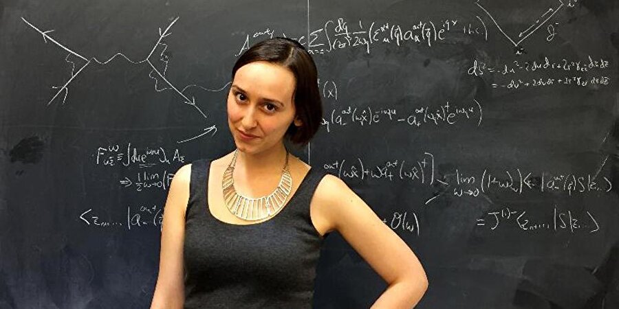 MIT'e girdiği 8 yılın ardından mezun olan Sabrina şuan Harvard doktora adayı

                                    
                                    
                                
                                