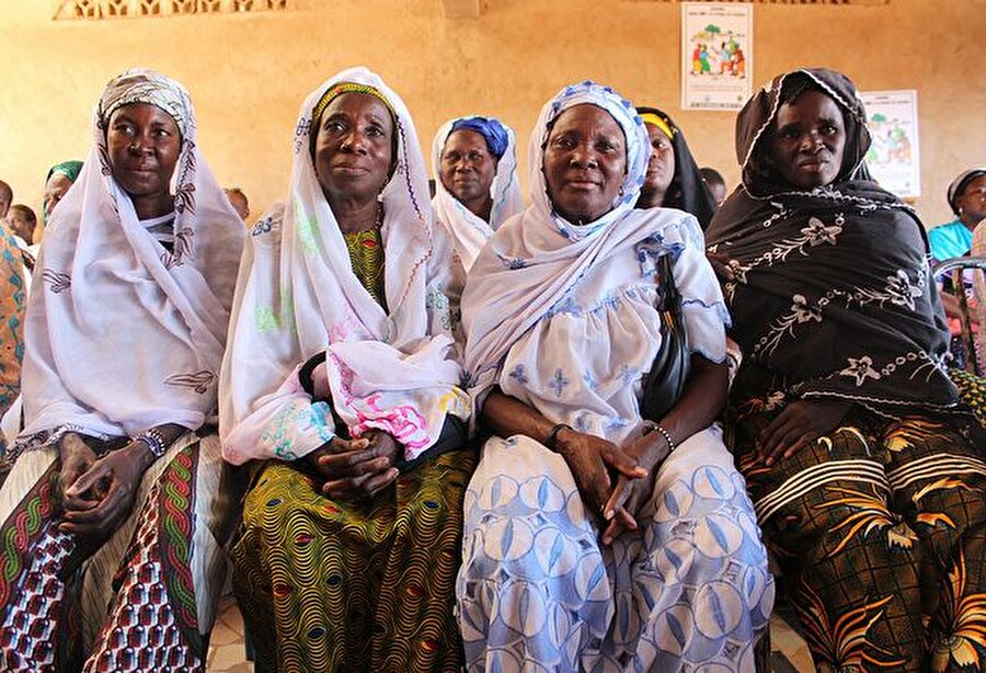 Burkina Faso
Nüfus: 17,3 milyon 
Okuryazarlık oranı: % 22 

