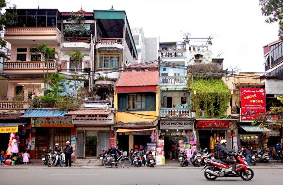 Hanoi / Vietnam 

                                    
                                