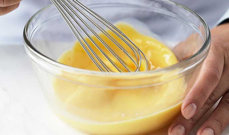 Hesaplamak şart
Şayet her gün bir adet yumurta tüketiyorsanız, gün boyu yediklerinizin kolesterol miktarını hesaplamakta fayda var.