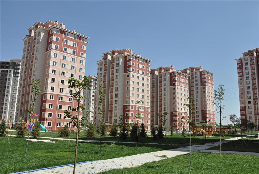 Aile ve Sosyal Politikalar Bakanlığı verilerinden derlenen bilgilere göre, "Konut Hesabı ve Devlet Katkısı" uygulamasının başladığı tarihten bu yana geçen 4 aylık sürede 7 bin vatandaş konut hesabı açtırdı. 11 bankada açılan hesaplarda biriken para miktarı 28 milyon liraya ulaştı.