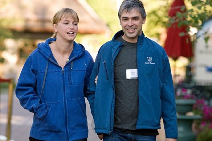 Larry Page ve Lucinda Southworth

                                    
                                