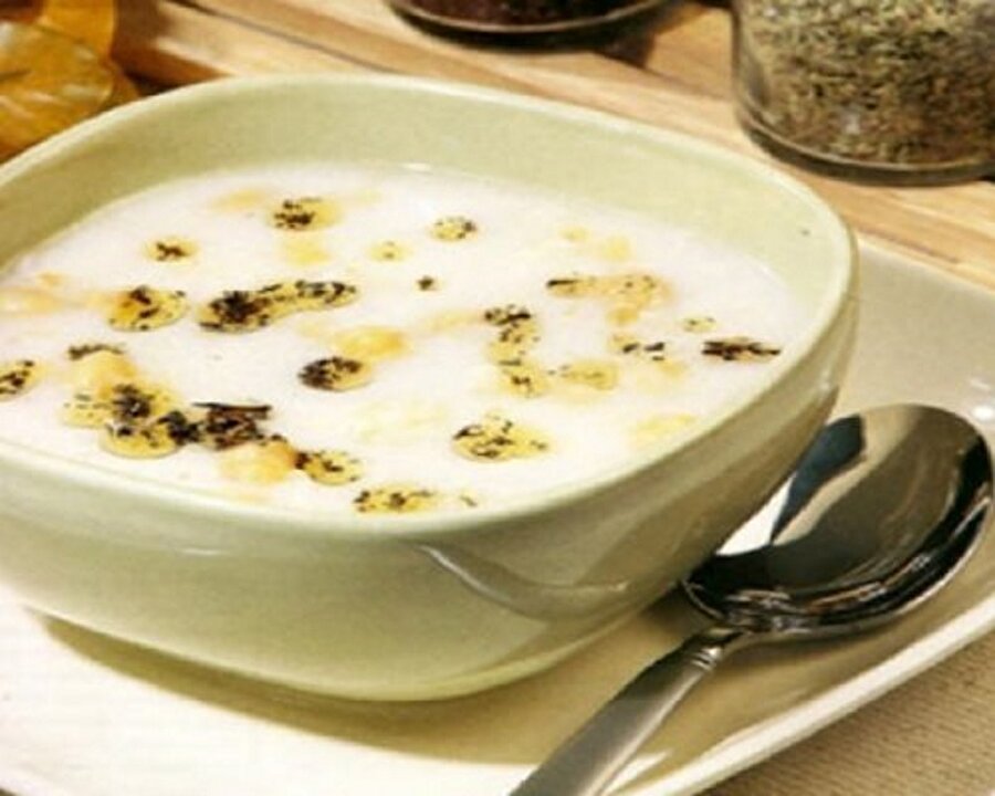 Buğday çorbası

                                    Yazın içtiğiniz soğuk buğday aşı çorbasının sıcak versiyonunu kış aylarında yapabilirsiniz. İçimi oldukça keyifli ve lezzetli bir çorba…
                                