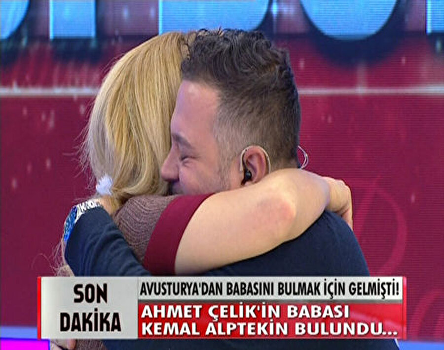 Mutlu son ise çok kısa sürede gerçekleşti. Anlı ve ekibi, şu anda 75 yaşında olan ve Antalya'da yaşayan Kemal Çelik'i buldu. Babasına kavuşan Christian ise mutluluğunu Anlı'ya sarılarak gösterdi. Babası ile ilk görüşmesi ise telefon yoluyla oldu.

                                    
                                    Kaynak: ( Sabah )
                                
                                