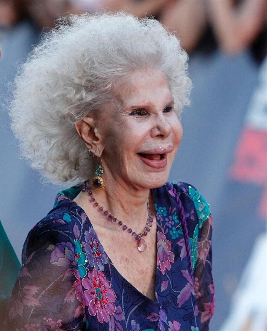 Cayetana Fitz-James Stuart