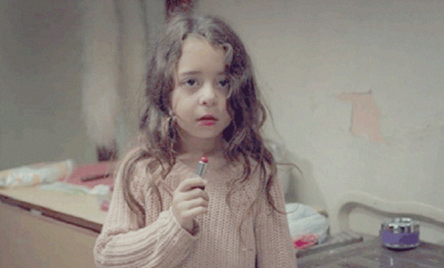 Ruj sahnesi: Beren Gökyıldız