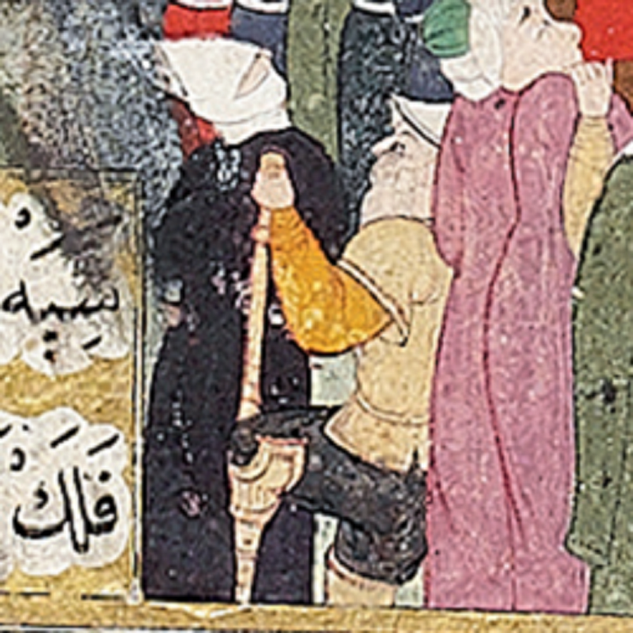 Protez bacaklı adam 

                                    
                                    Resmin ön düzleminde, ordunun görkemli geçişini ve tabii ki Sultan II. Osman'ı görmek için gelmiş bulunan halk heyecan içinde tasvir edilmiş. Bu resim 17. yüzyılın başında yaşayan ve Osmanlı nakkaşlarının en renklilerinden biri olan Nakşî Bey'e atfedilir. Nakşi Bey'in başlıca mahareti, tasvirlerine kattığı neşeli detaylarla izleyicisini şaşırtmasıdır. Bu tasvirdeki ilginç ayrıntılardan biri, izleyiciler arasında, sol başta duran protez bacaklı yaşlı adamdır. Diz kapağından sonrası demir olan bacağı ve yaslandığı bastonu ile arka sıralardan merak ve heyecanla II. Osman'ı görmeye çabalayan bu yaşlı adam, o anın ruhunu en iyi yansıtan detaylardan biridir kuşkusuz.
                                
                                