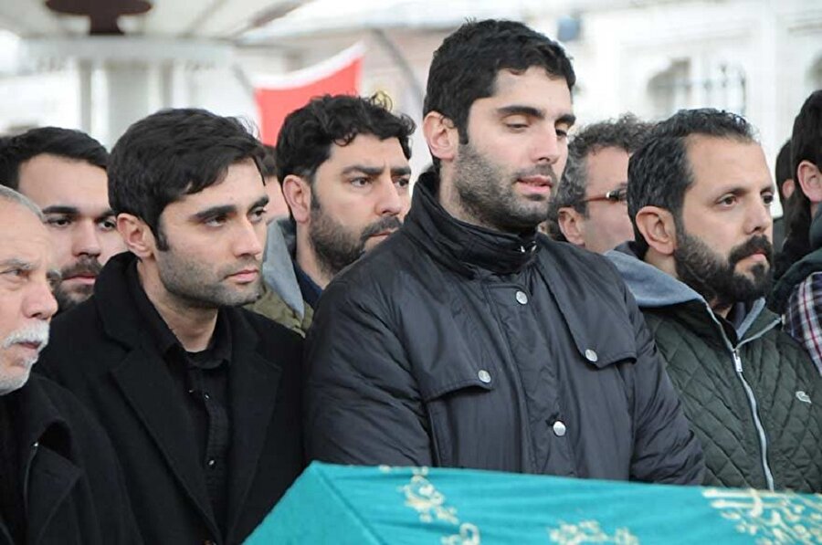 Eşkiya Dünyaya Hükümdar Olmaz