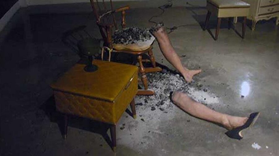 İnsanın kendi kendine alev alması.