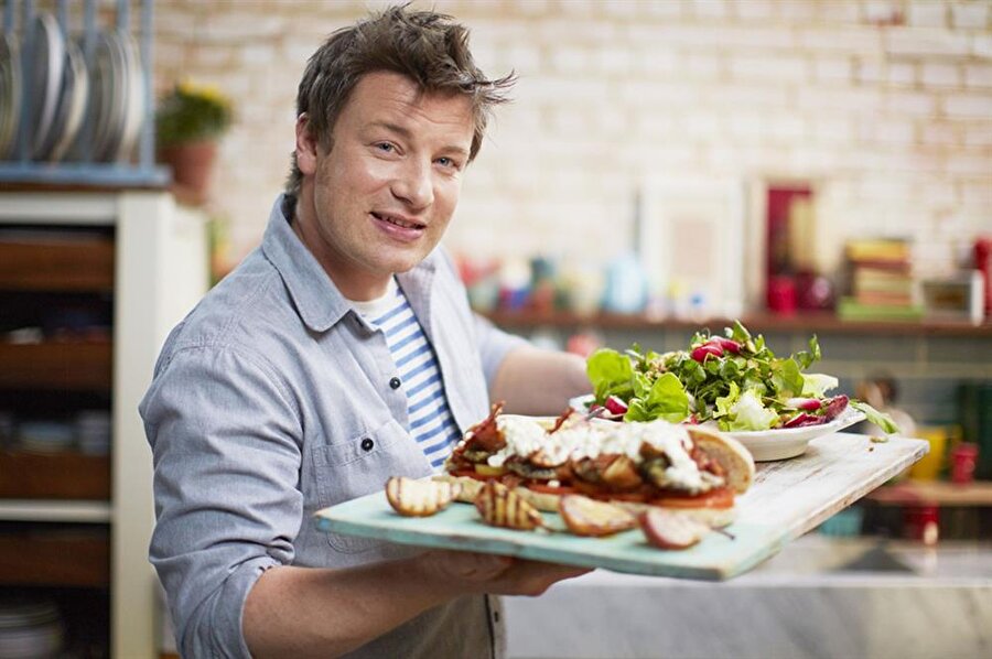 Jamie Oliver / 400 milyon dolar
(Değer bilgileri: celebsdaily.co)
