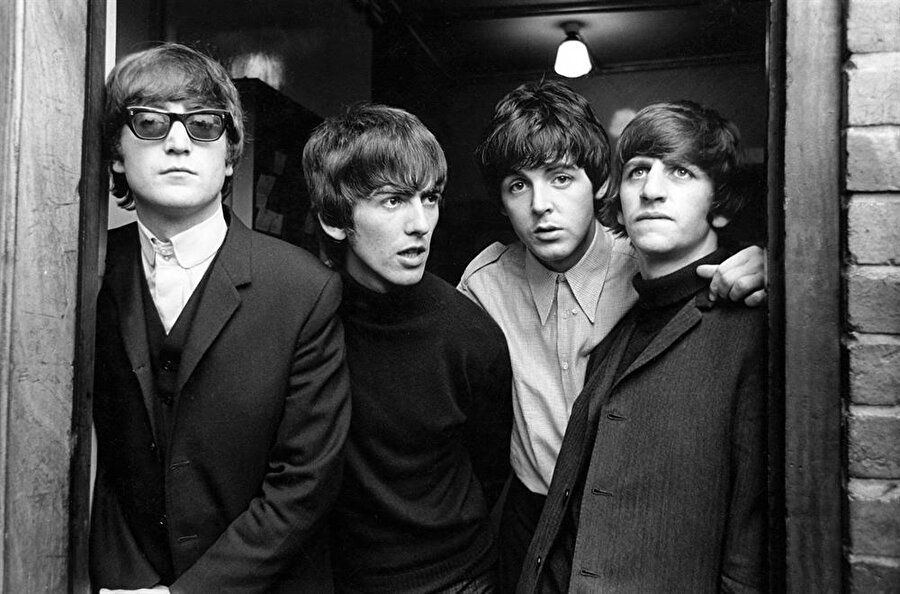 The Beatles 270 milyon albüm 

                                    
                                    
                                
                                