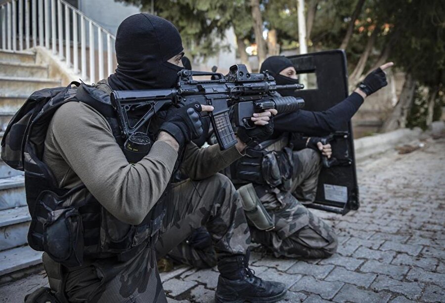 268 operasyonda 1067 kişi gözaltına alındı.