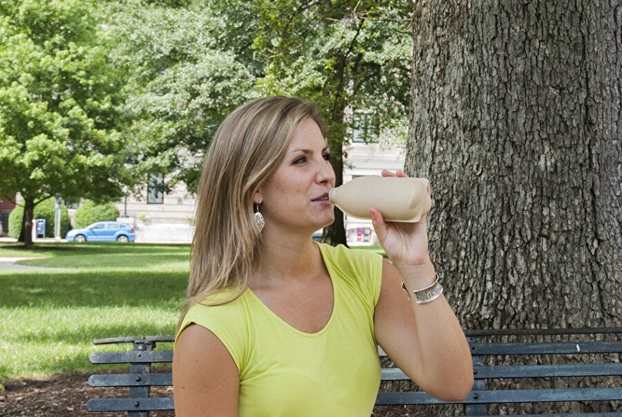 80 günde doğada kendiliğinden kaybolan şişe.