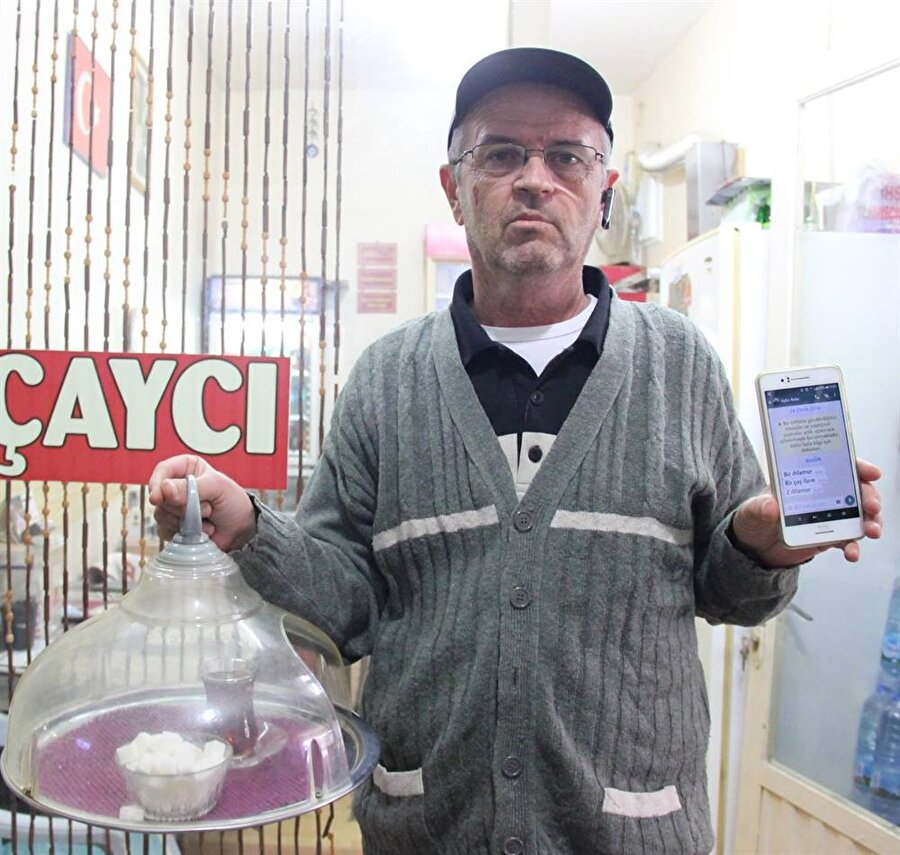 12 yıllık çaycı değiştirdiği yöntem sayesinde günde 400 çay satmaya başladı