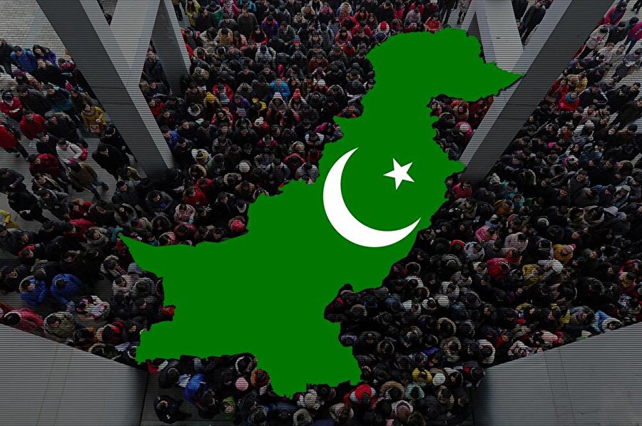 Pakistan, dünyanın en kalabalık 6’ıncı ülkesi.

                                    
                                    
                                    
                                
                                
                                