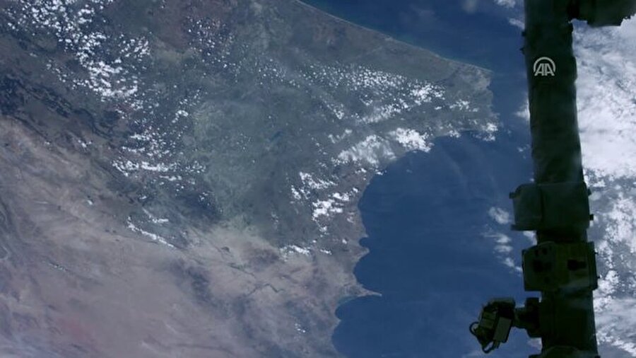 Uluslararası Uzay İstasyonu Akdeniz üzerinden Anadolu'ya ilerlerken Türkiye görüntülendi.