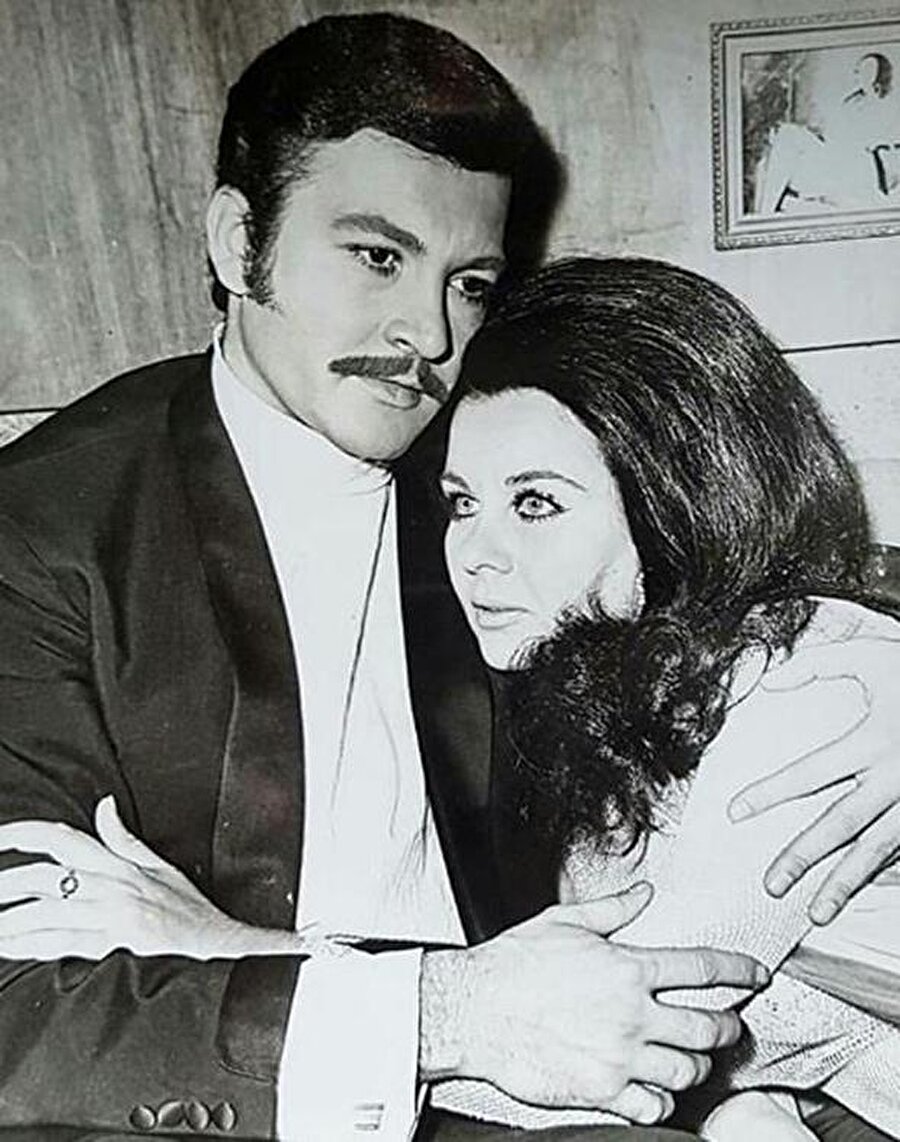 Kartal Tibet ve Fatma Girik
