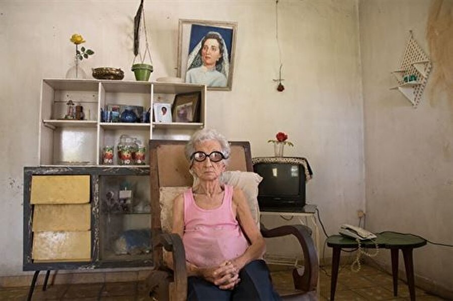 Portre kategorisinde finale kalan fotoğrafta İspanyol göçmen ailenin Küba doğumlu 85 yaşındaki kızı yer alıyor.

Fotoğraf: Anisleidy Martínez Fonseca